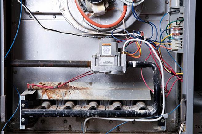 Il sistema di accensione elettronica in un forno a gas è uno sviluppo moderno che fornisce prestazioni