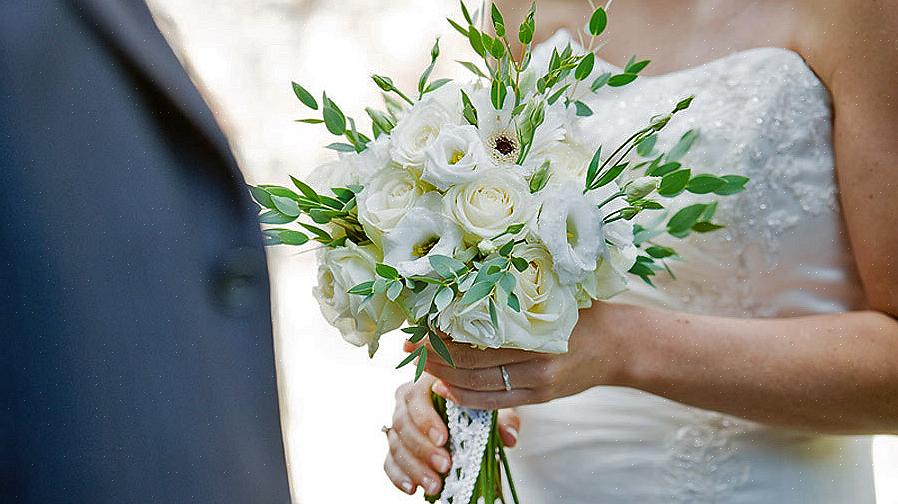 Potresti voler usare un mussy schizzinoso come bouquet da sposa o come bouquet da damigella d'onore