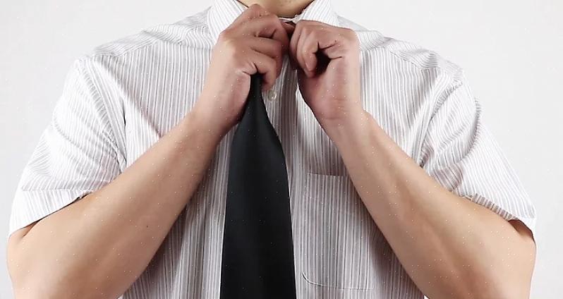 Le cravatte di seta sono più difficili da pulire rispetto a cotone