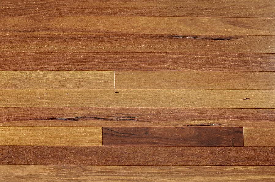 Il solo fattore di durezza rende i pavimenti in legno duro brasiliano migliori dei legni duri domestici