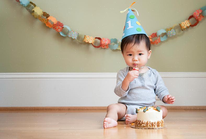 Il tuo bambino è sul punto di fare quei primi piccoli passi se non l'ha già fatto