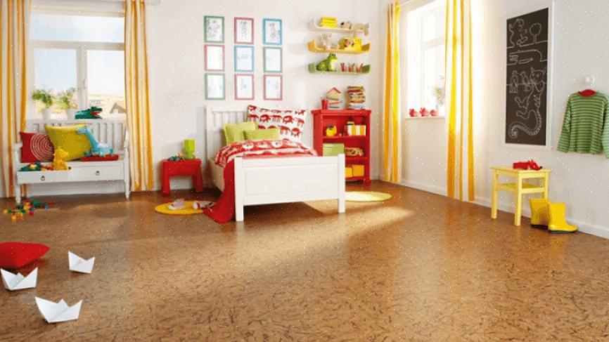 L'unico grande svantaggio che hanno quasi tutti i pavimenti delle camerette dei bambini è l'adesivo