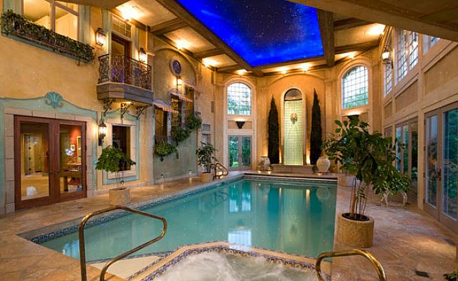 La piscina coperta dell'Hearst Castle potrebbe essere una delle piscine coperte più belle che tu abbia mai