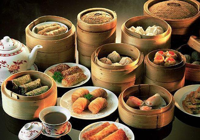 Questa raccolta di piatti cinesi europei potrebbe non rappresentare una festa tradizionale di Capodanno