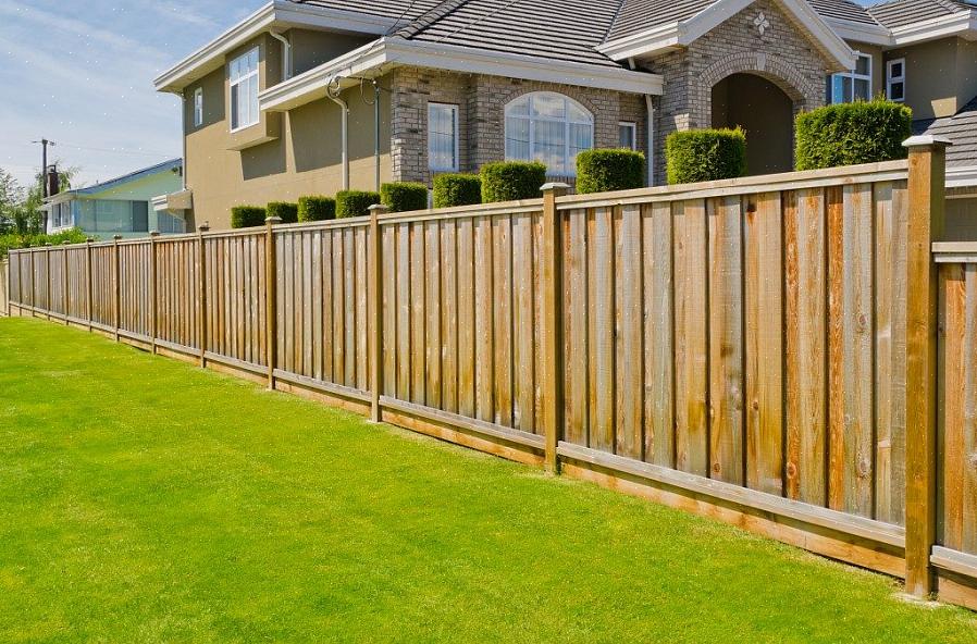 Il tuo vicino può costruire una recinzione sul confine della proprietà