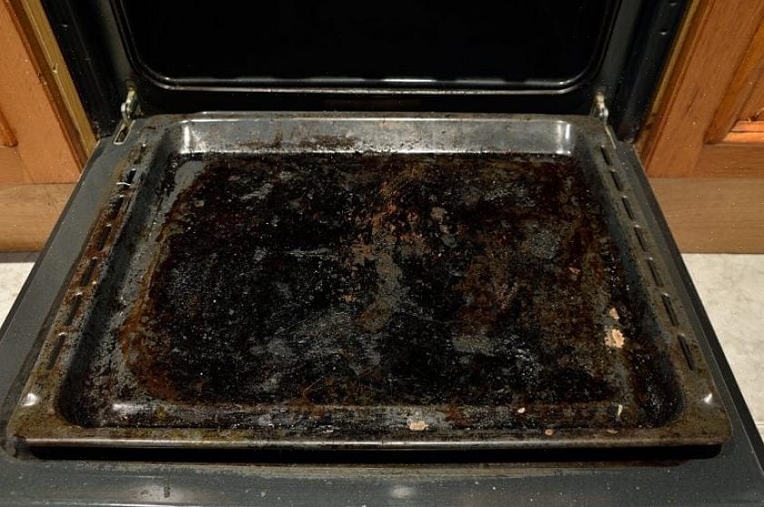 Come pulire il forno con bicarbonato di sodio