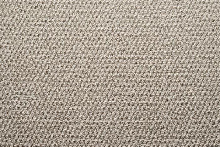 La lana è di gran lunga la fibra naturale più comune nella moquette ed è praticamente l'unica fibra naturale