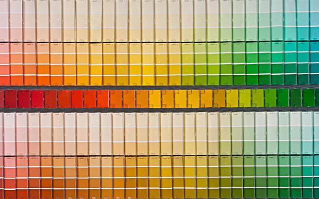 I campioni di colore della vernice sono porzioni liquide di vernice diluita in dimensioni che vanno da 7,2