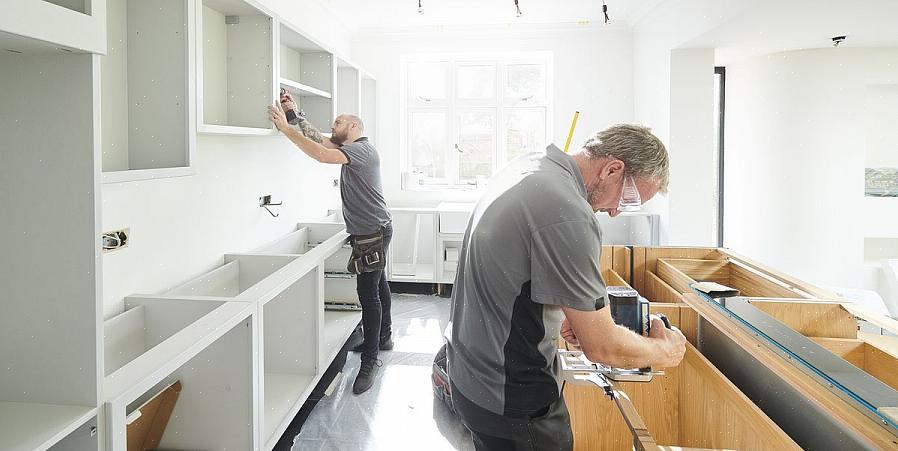 La ristrutturazione della piccola cucina è la stessa di una grande cucina
