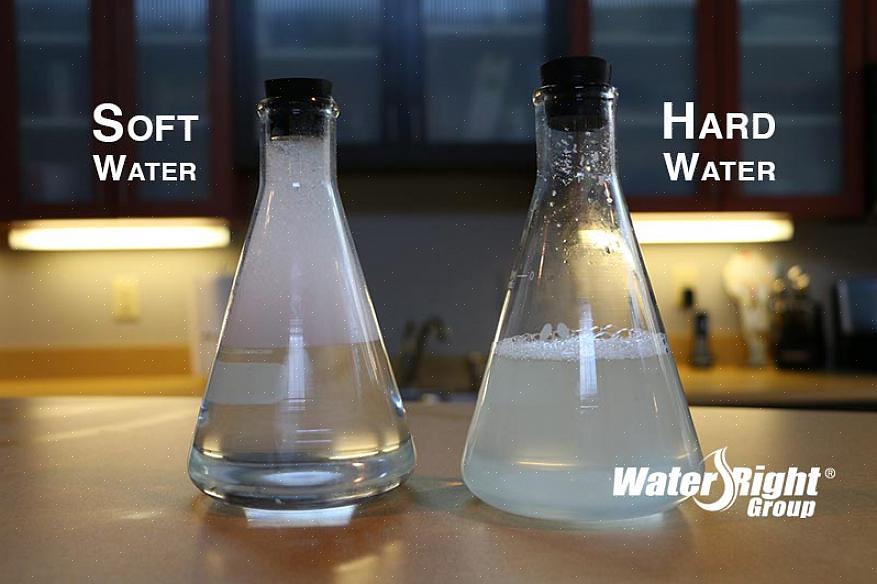 L'acqua dura è una delle lamentele più comuni che i proprietari di case hanno sulla qualità dell'acqua