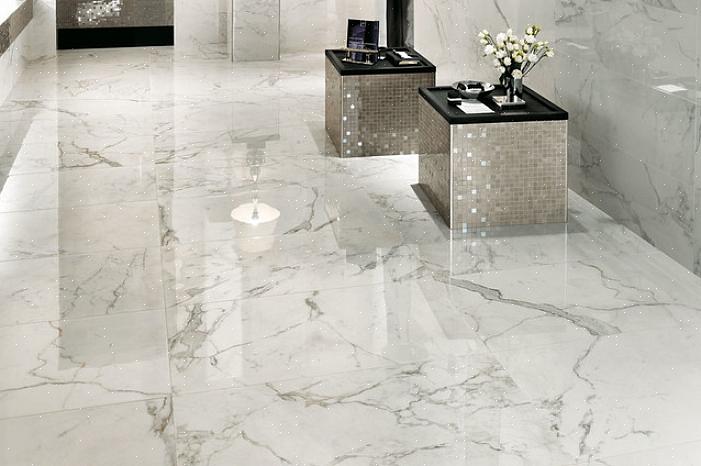 Il coefficiente di attrito di un pavimento in marmo dipende dal tipo di finitura della pietra