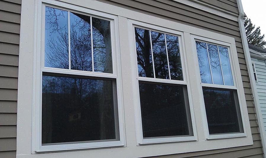 L'industria delle finestre di ricambio è un settore delle attività di ristrutturazione di case